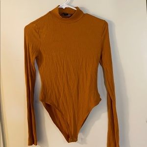 Long sleeve body suit